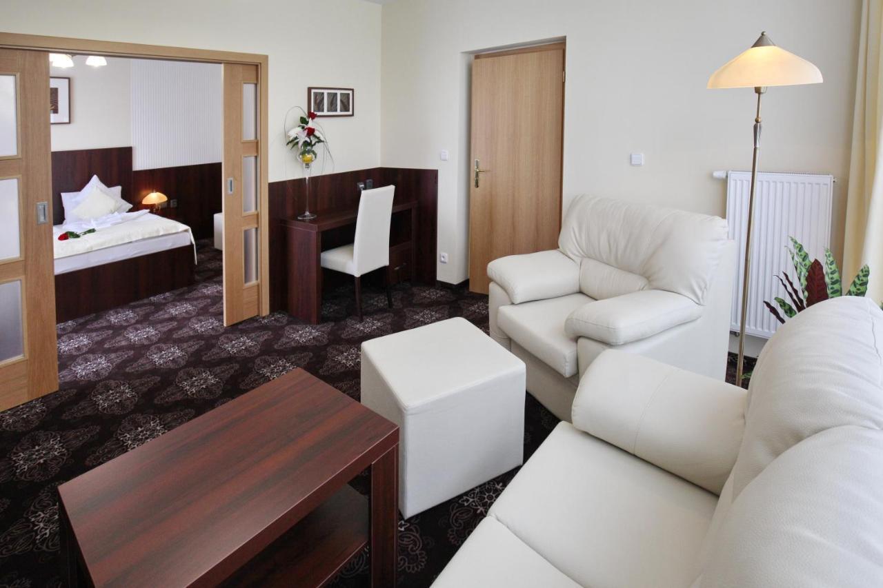 Spa Hotel Diana Františkovy Lázně Εξωτερικό φωτογραφία